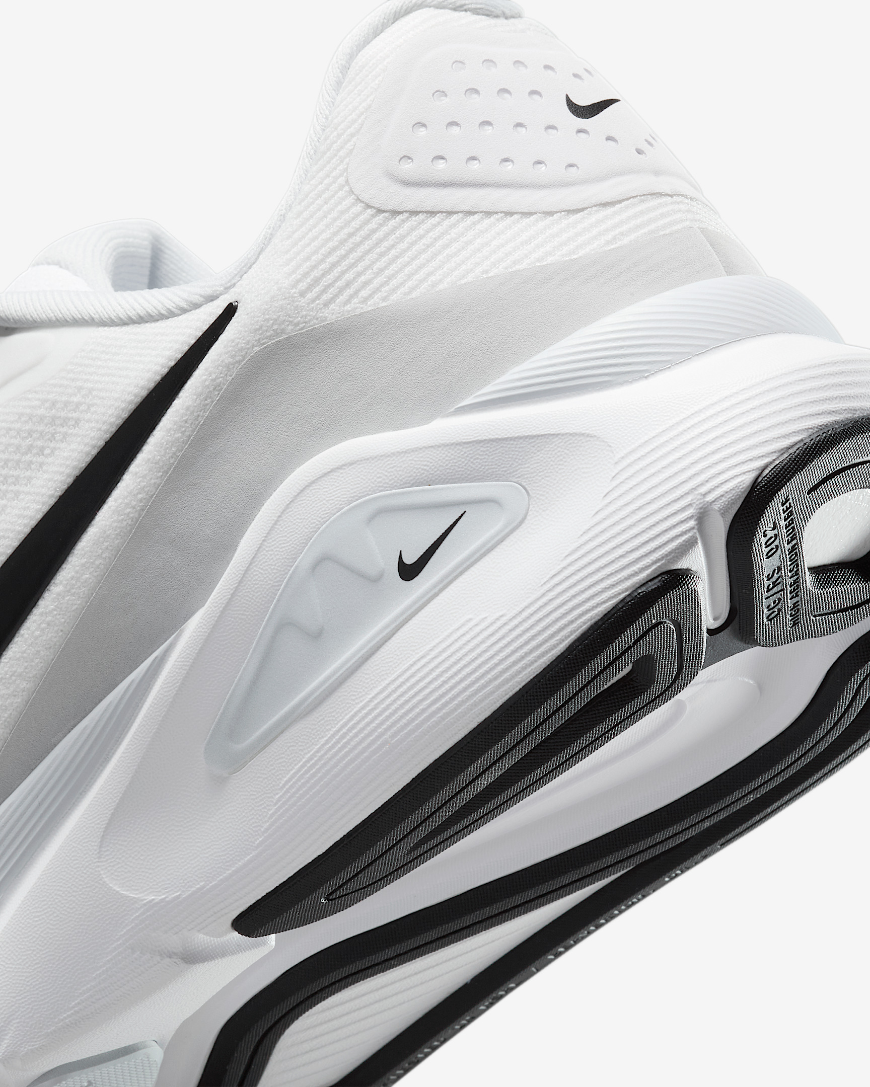 Nike Structure 26 Women's Road Running Shoes - 8