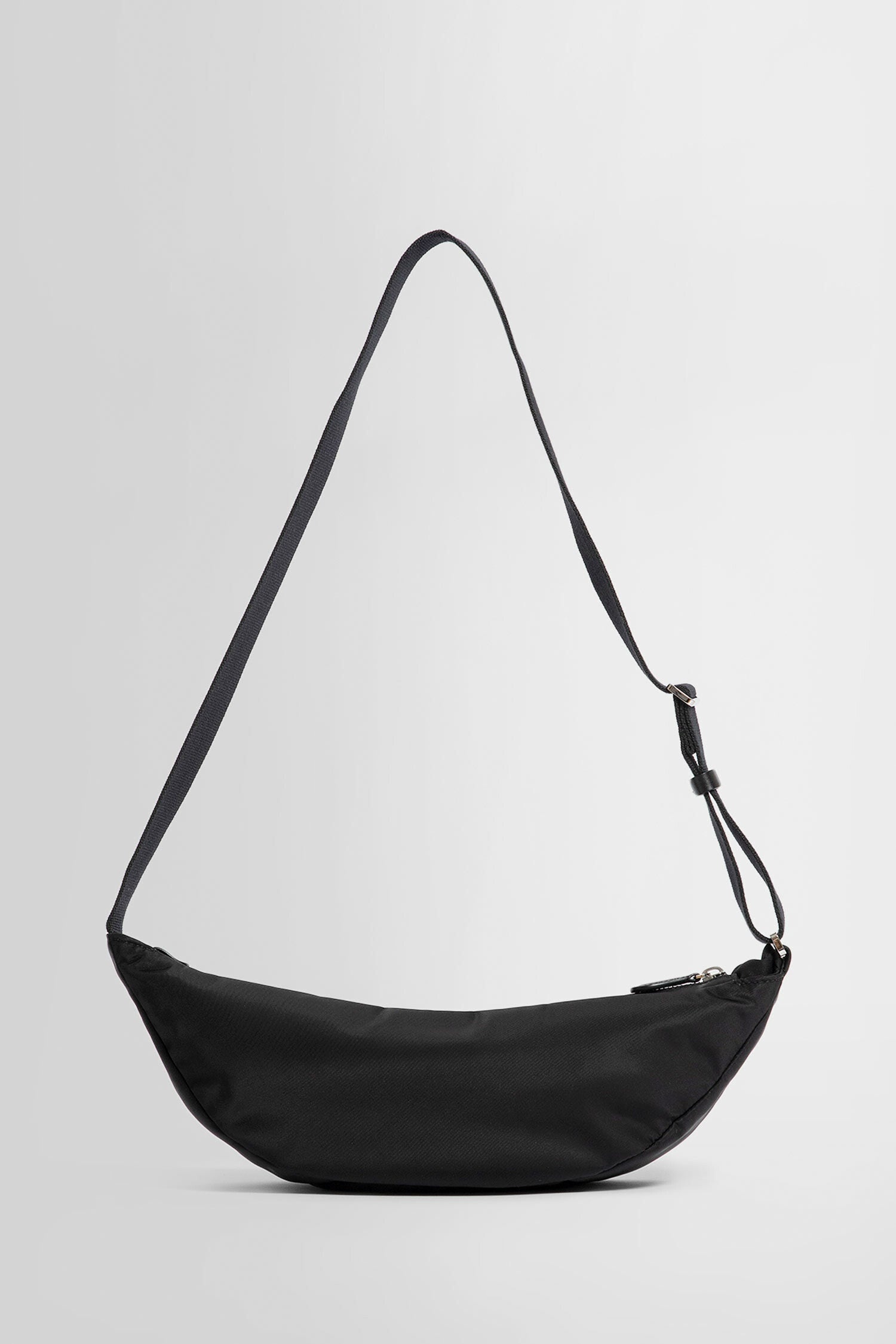 【THE ROW】 Caiden banana クロスボディーバック THE ROW Caiden Banana Crossbody Bag The Row