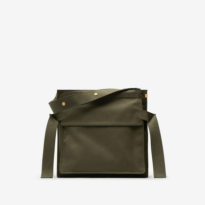 Burberry Trench Tote outlook