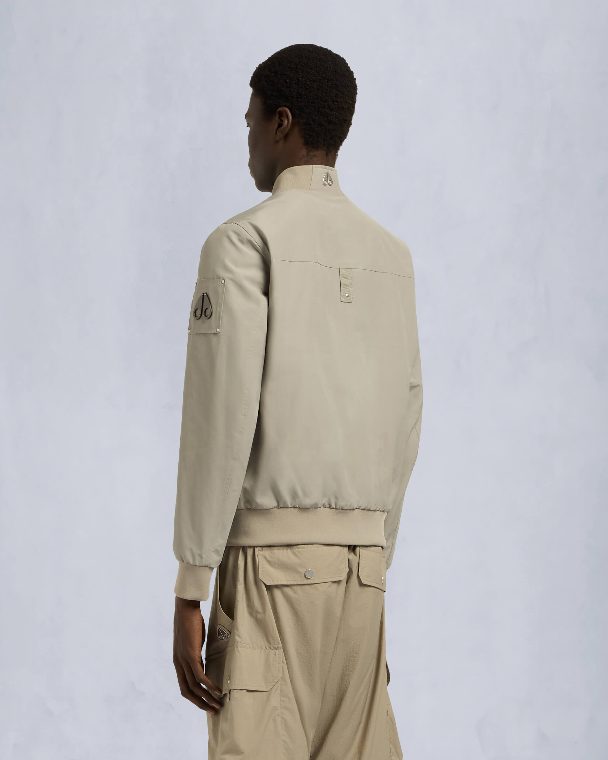 COURVILLE BOMBER - 4