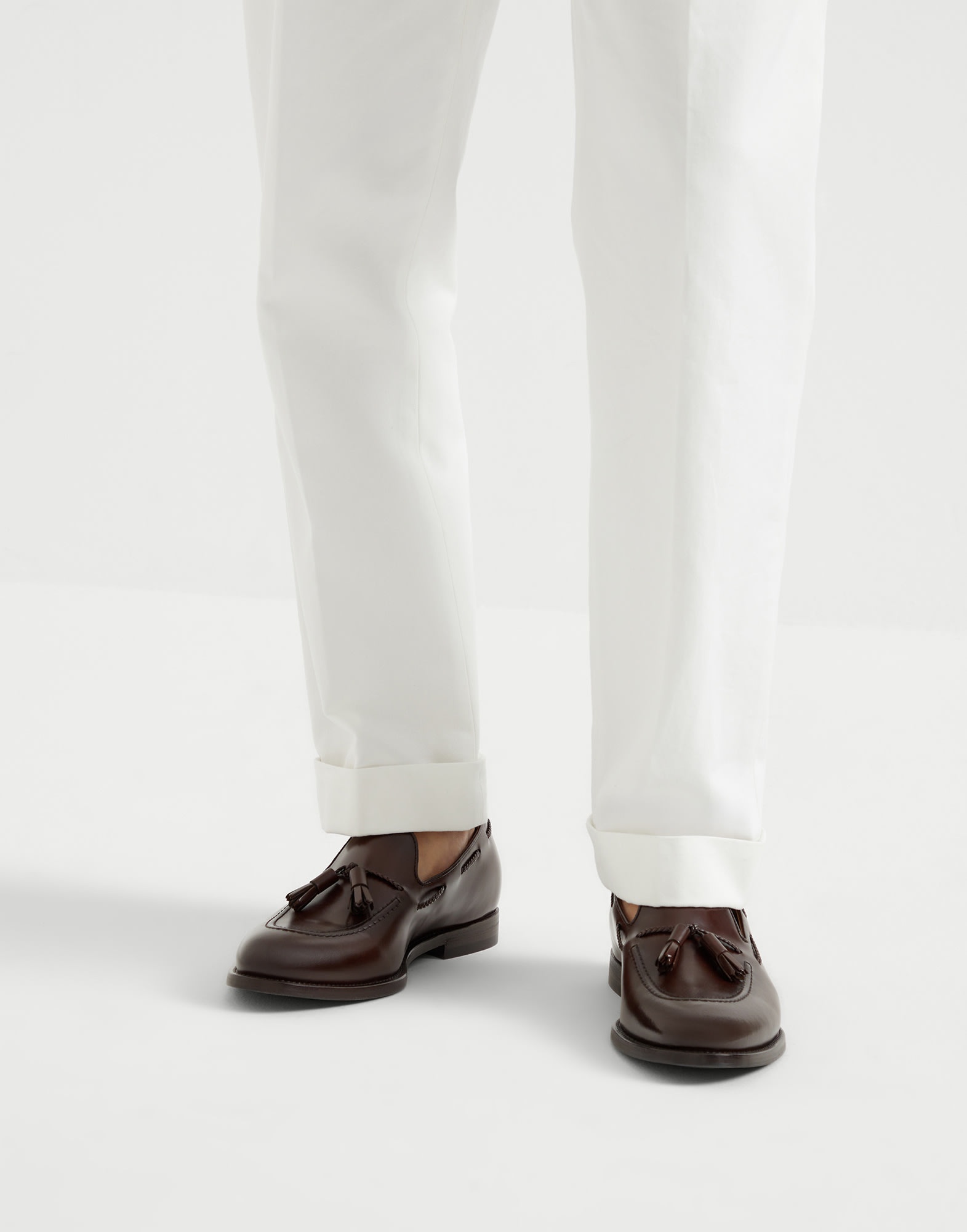 Aged calfskin loafers with tassels - 4