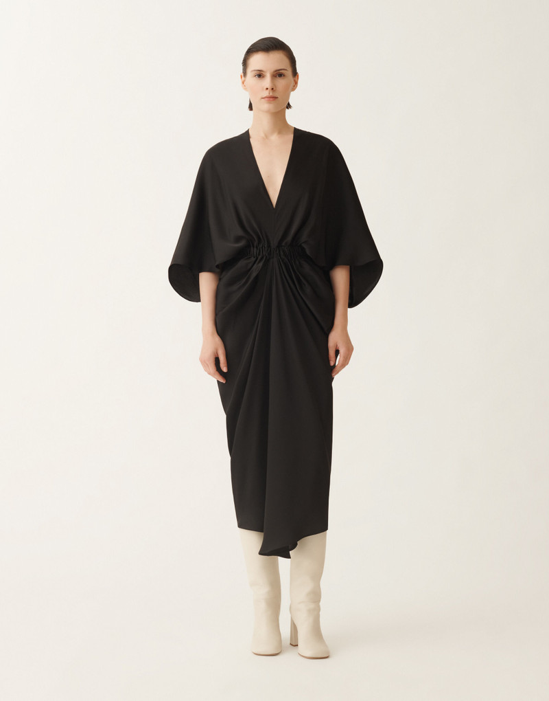 Dress in enver satin 3