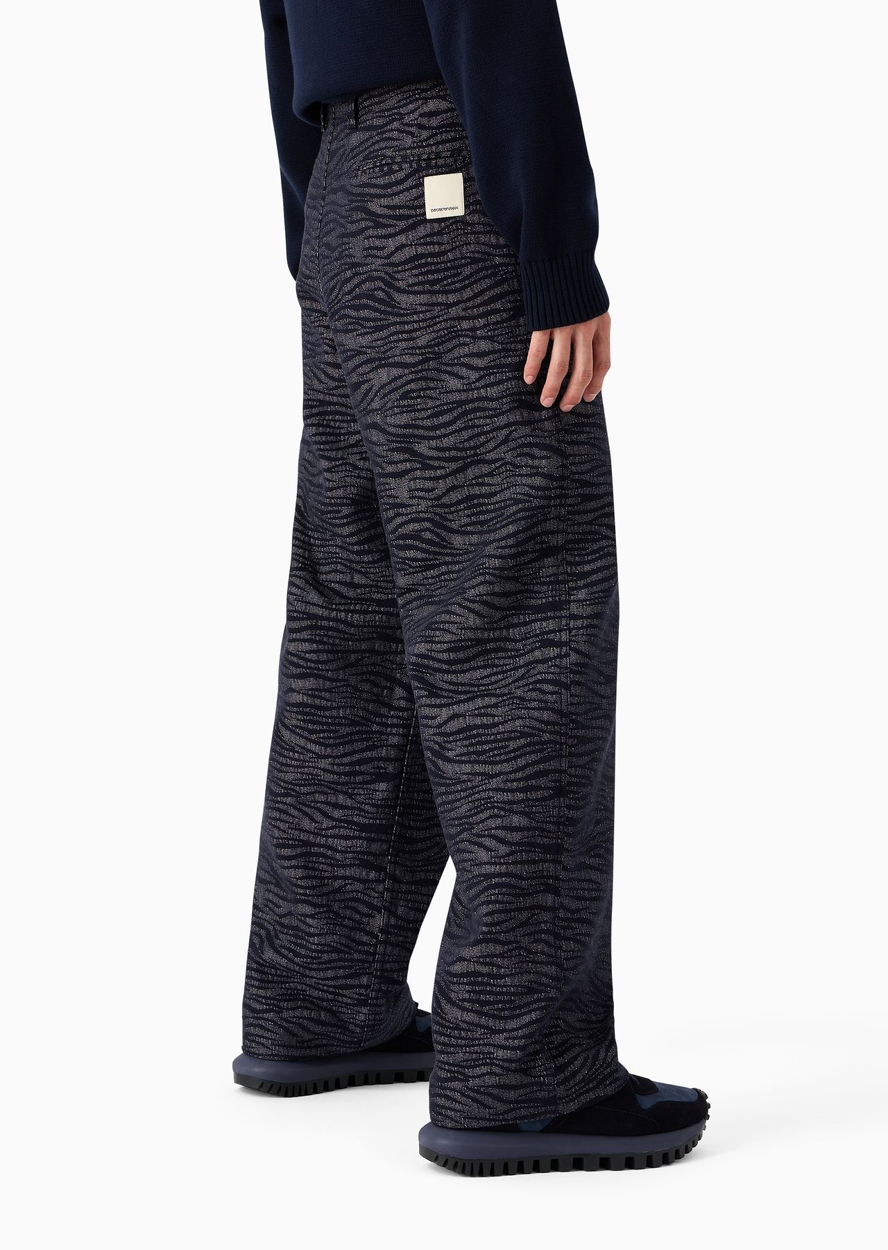 Emporio Armani Sustainability Values Capsule Collection tiger-motif jacquard organic cotton trousers - 3