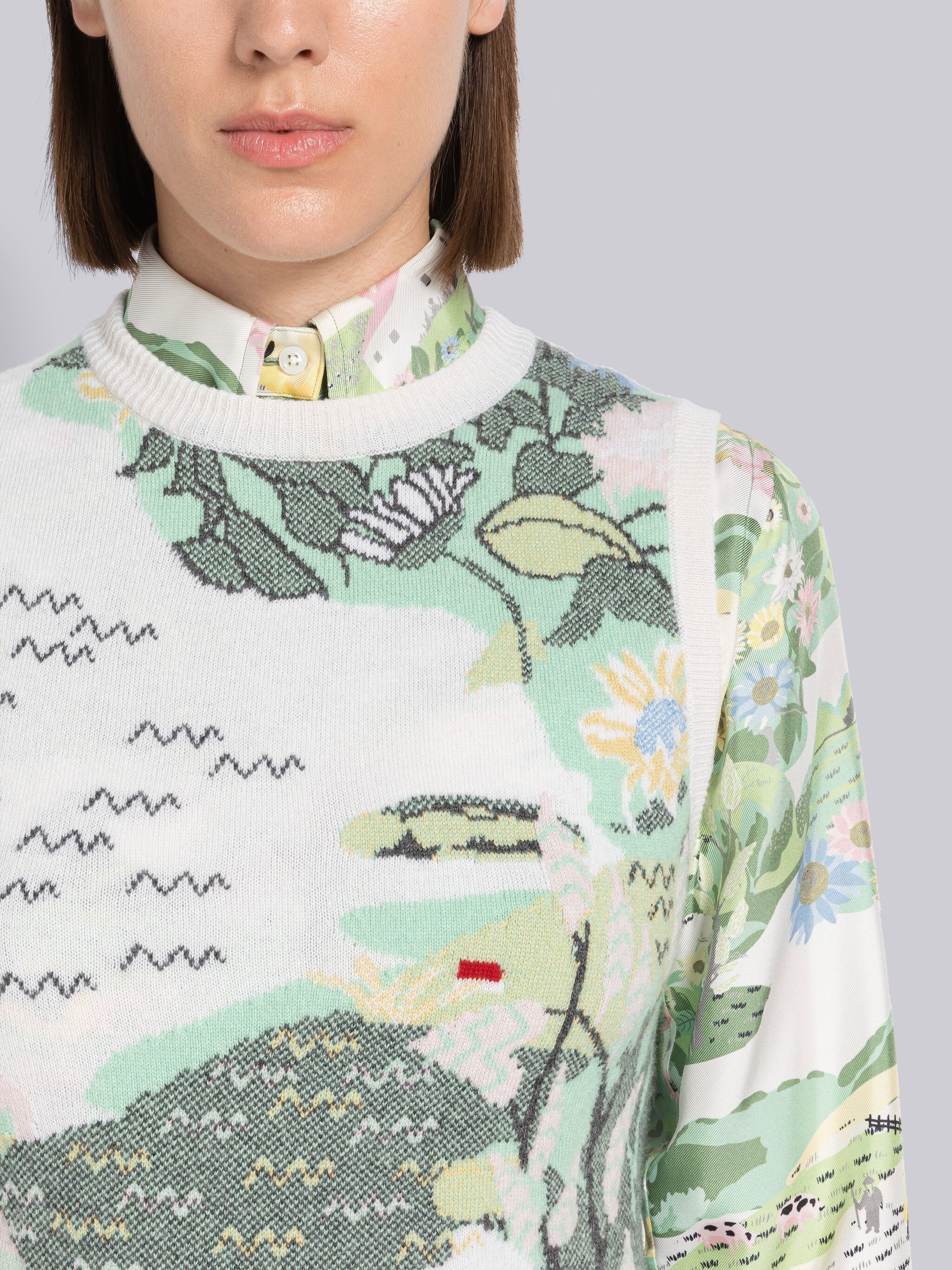 Scenic Cashmere Crew Neck Shell Top - 5