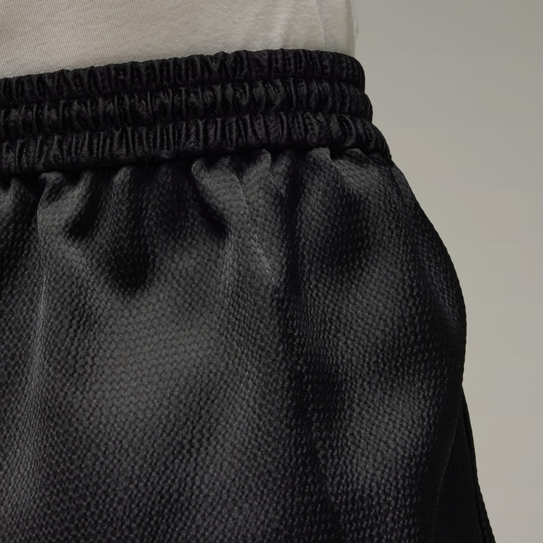 Y-3 Cuffed Tech Seersucker Pants - 6