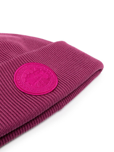 Canada Goose logo-patch ribbed-knit beanie outlook