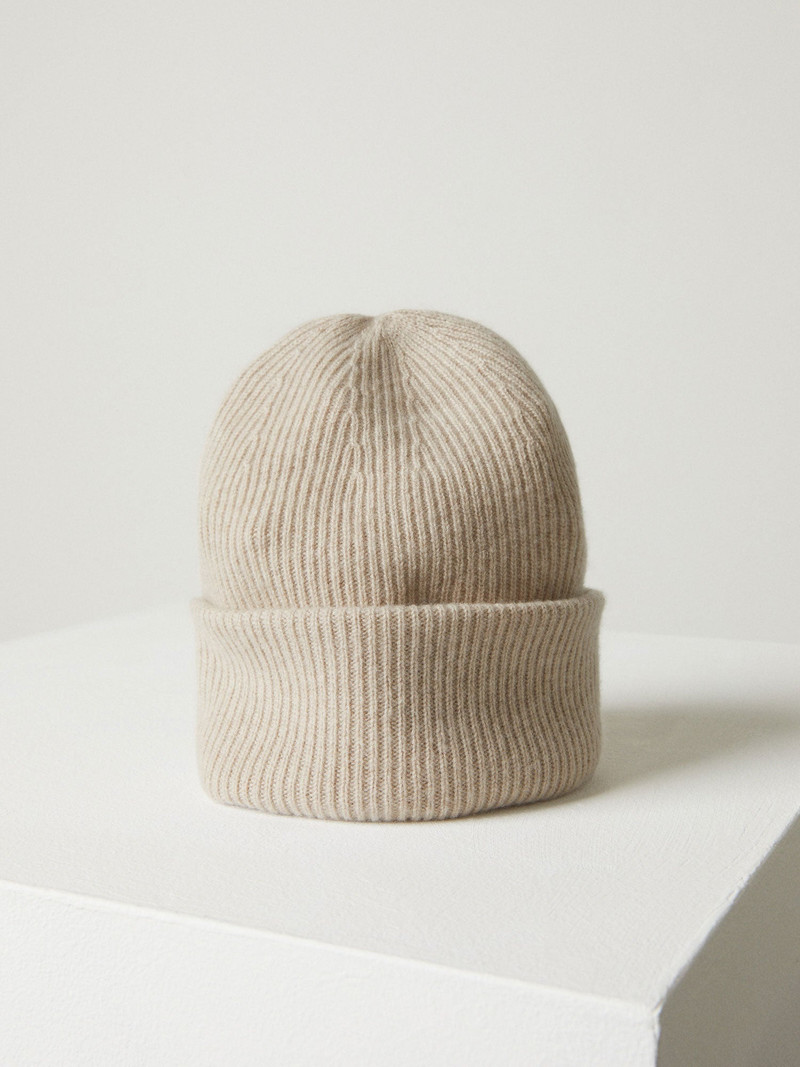 LISA YANG The Stockholm Hat outlook