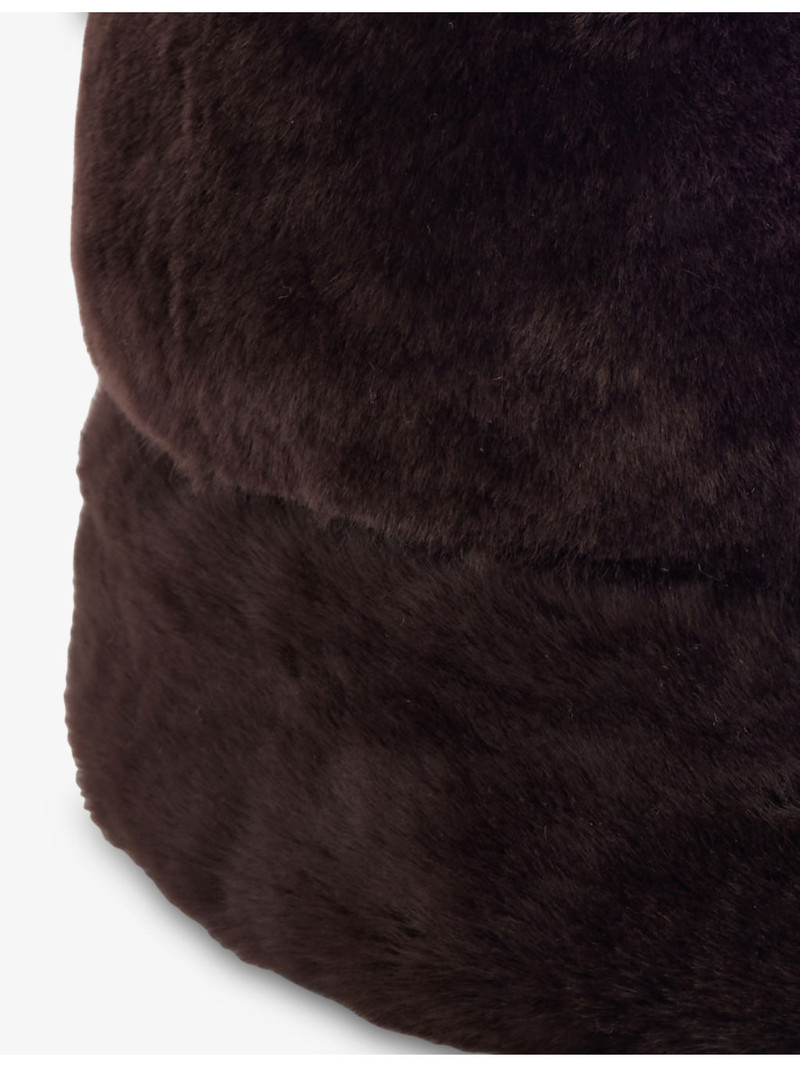 NOUR HAMMOUR Blokes Toscana Shearling Beanie outlook