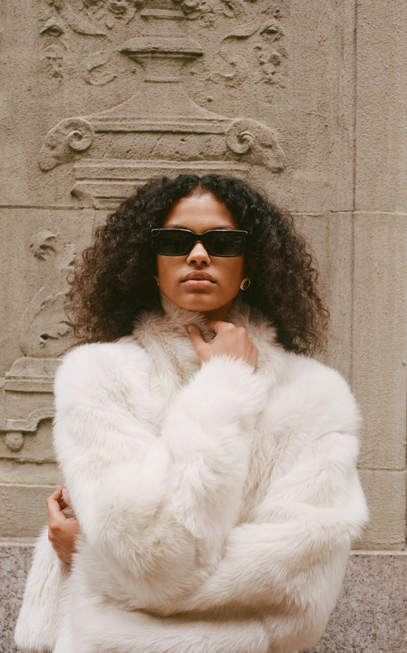 NOUR HAMMOUR Birthday Reversible Cropped Shearling Coat ivory outlook