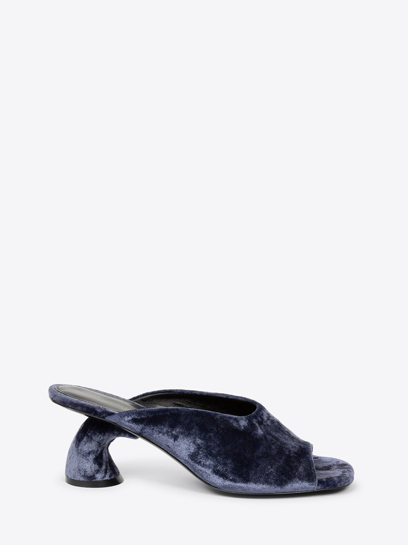 VELVET MULES 1
