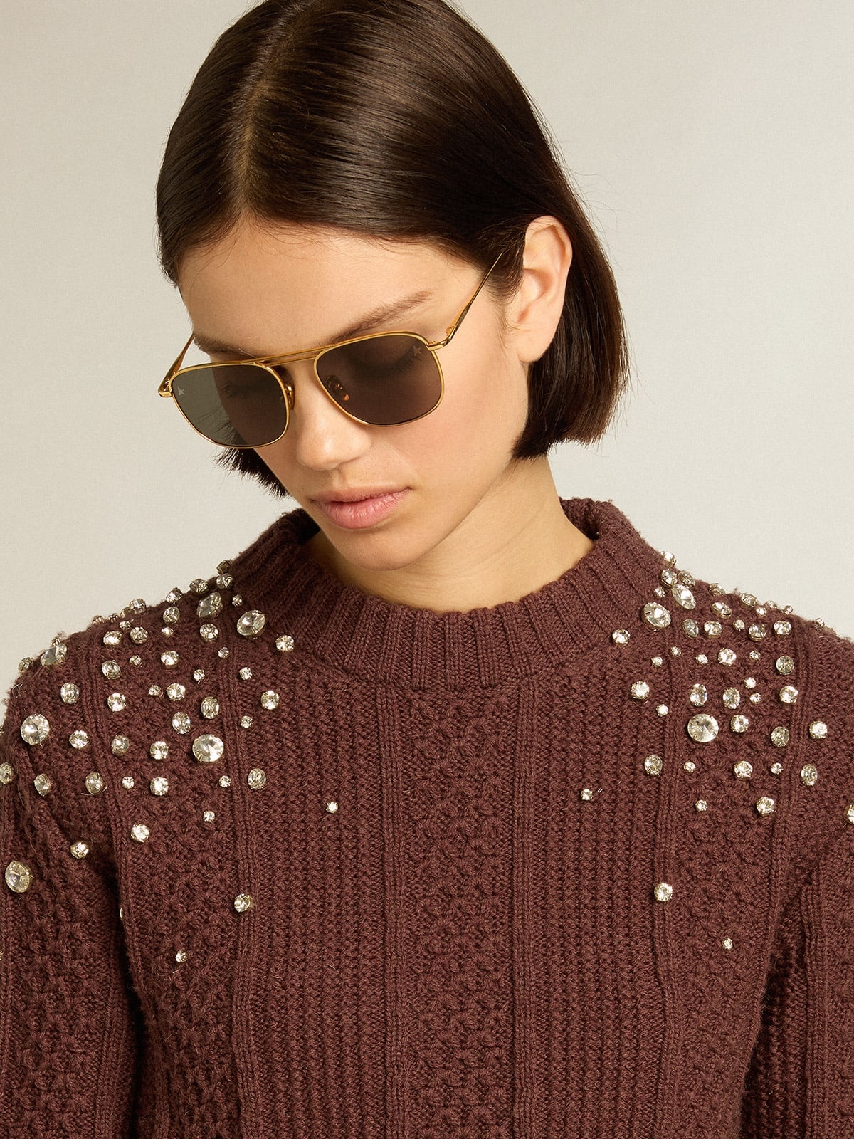Cropped sweater in burgundy wool with crystals - 2