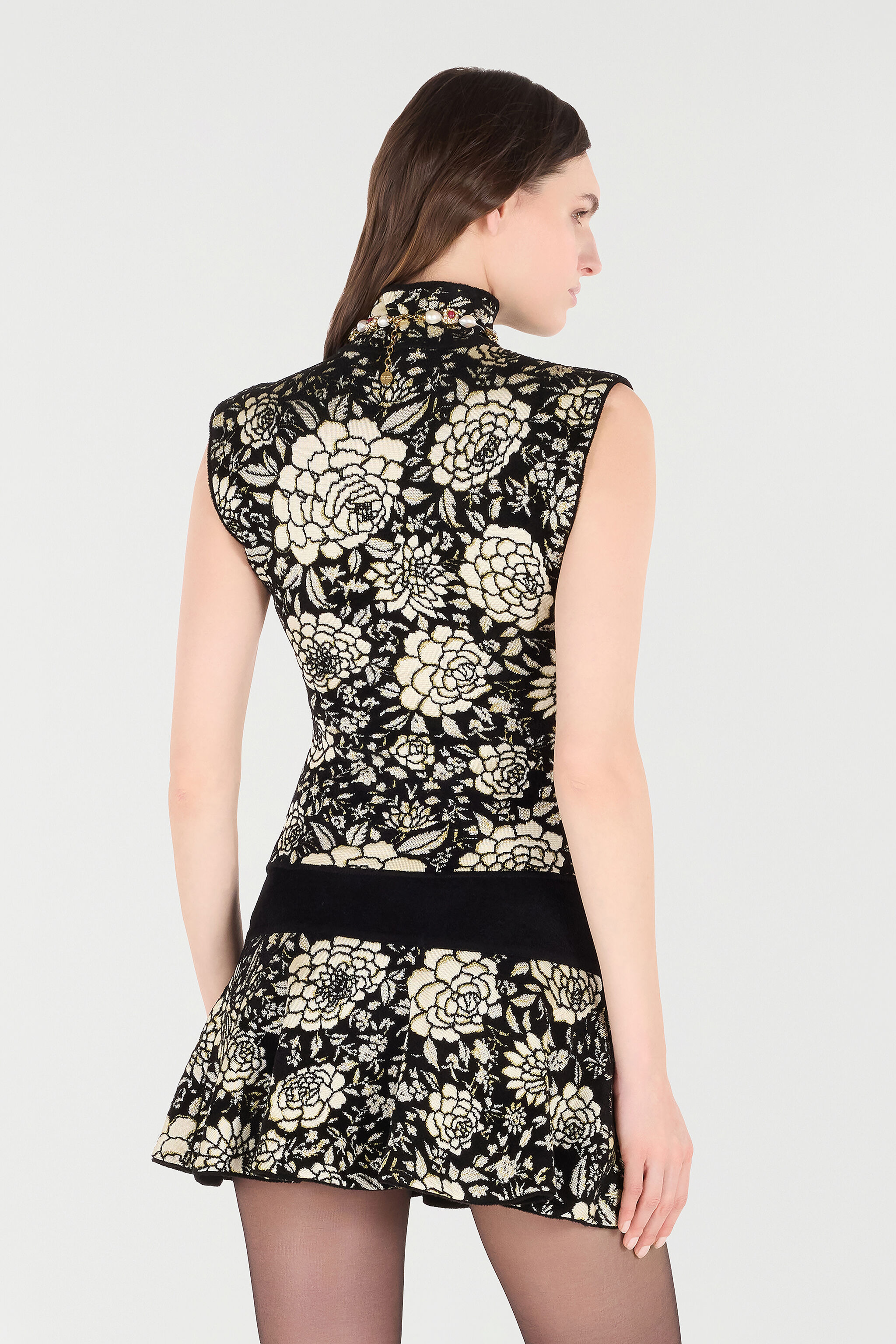 Knitted Top With Jacquard Floral Pattern - 4