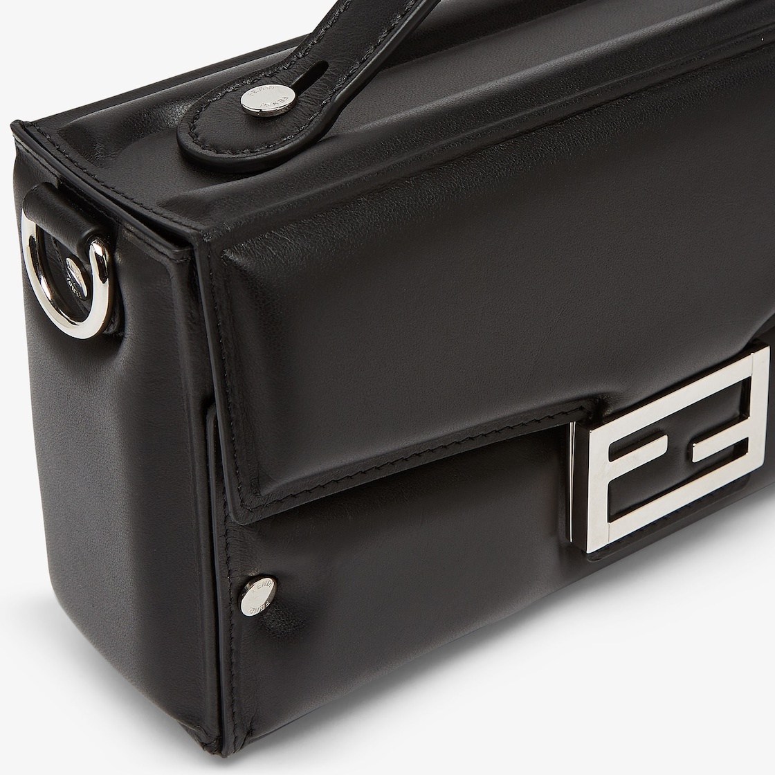 FENDI Soft Trunk Baguette | REVERSIBLE