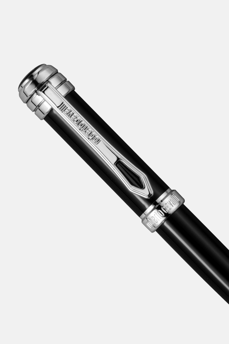 Roberto Cavalli ROBERTO CAVALLI PEN outlook