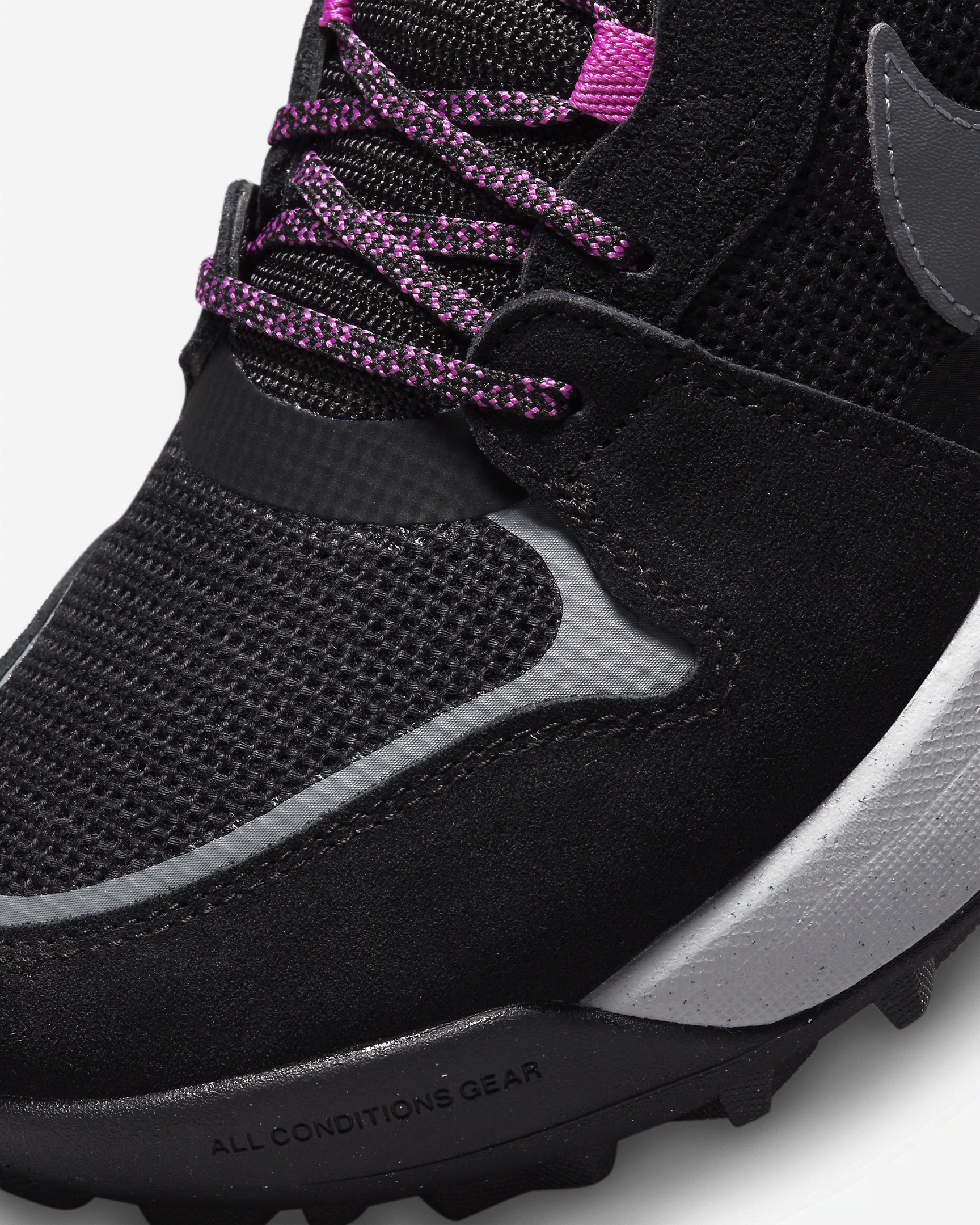 Men's Nike ACG Lowcate Shoes - 7