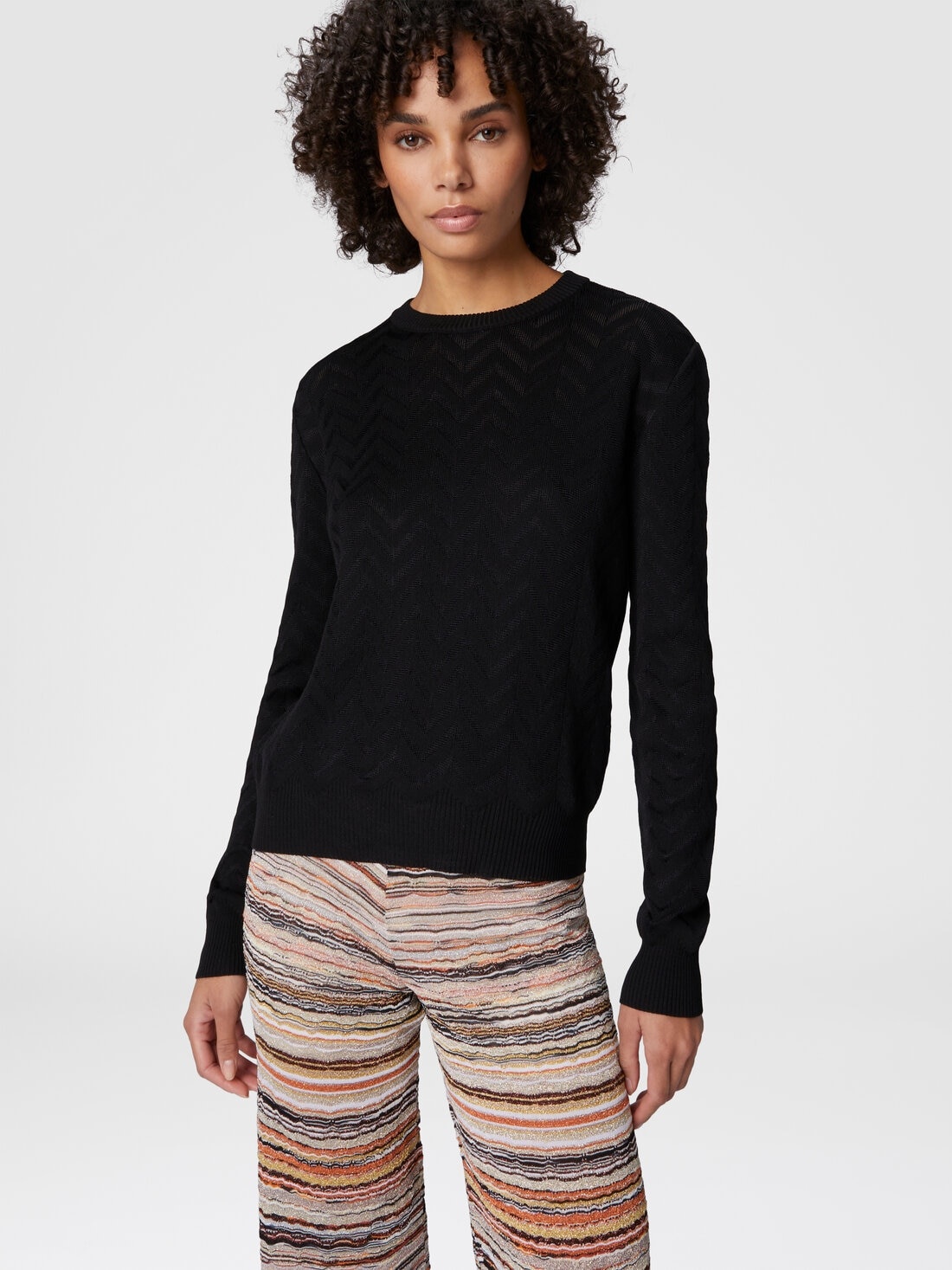 Tone-on-tone chevron crewneck sweater - 4