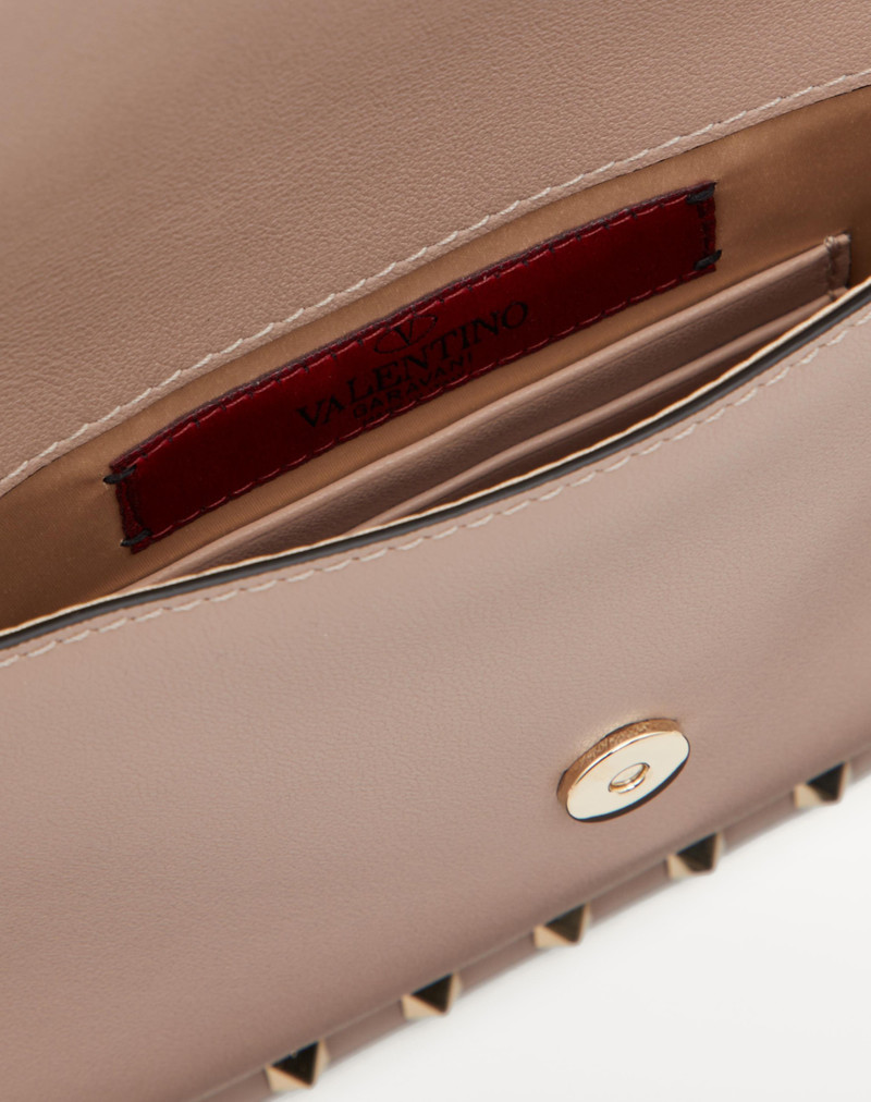Valentino ROCKSTUD CALFSKIN POUCH outlook