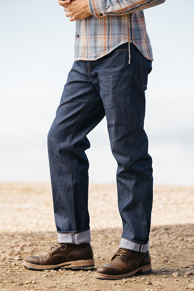 The Barrel Classic Straight Natural Slub Indigo - Raw 12.5oz Selvedge 1