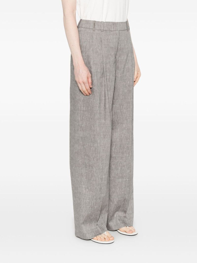 pleated trousers 3