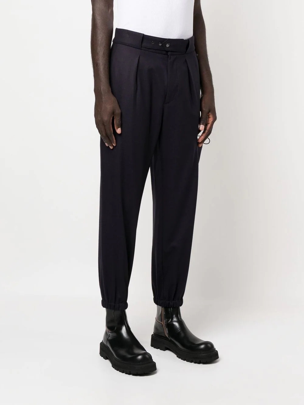 pleated tapered-leg trousers - 3