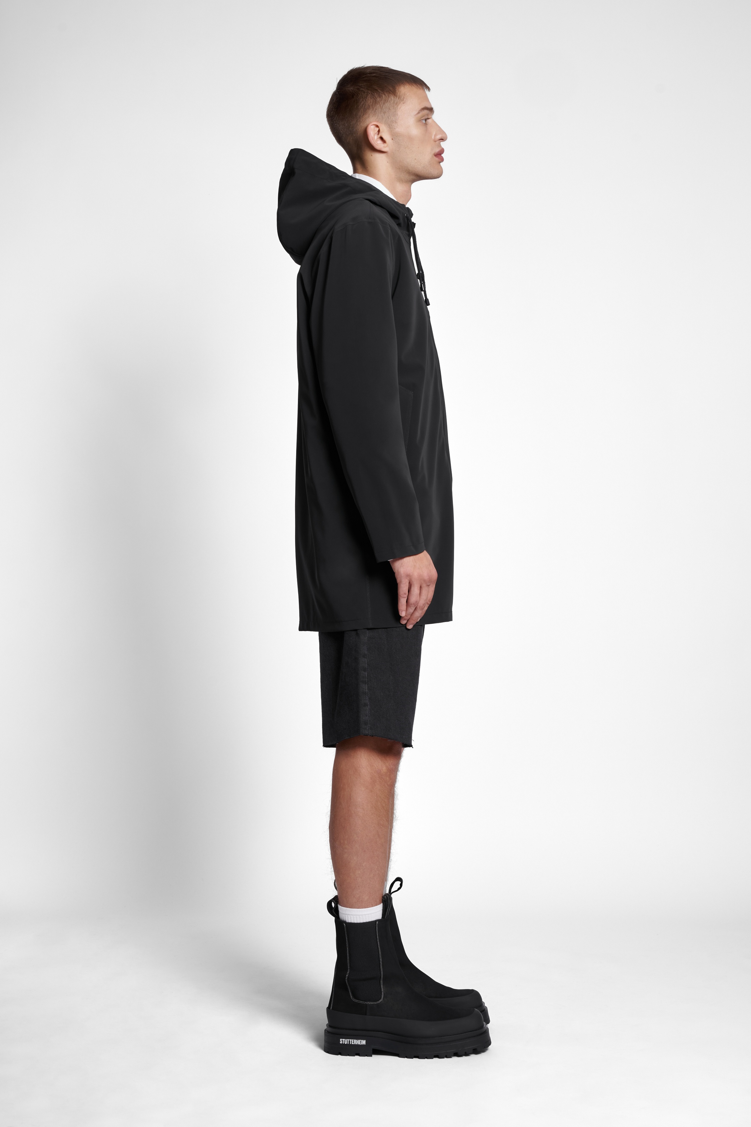 Stockholm Lightweight Matte Zip Raincoat Black - 3