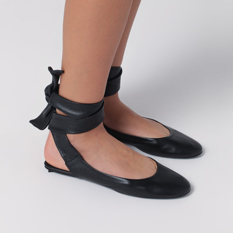 BLACK CLOE BALLERINA - 1