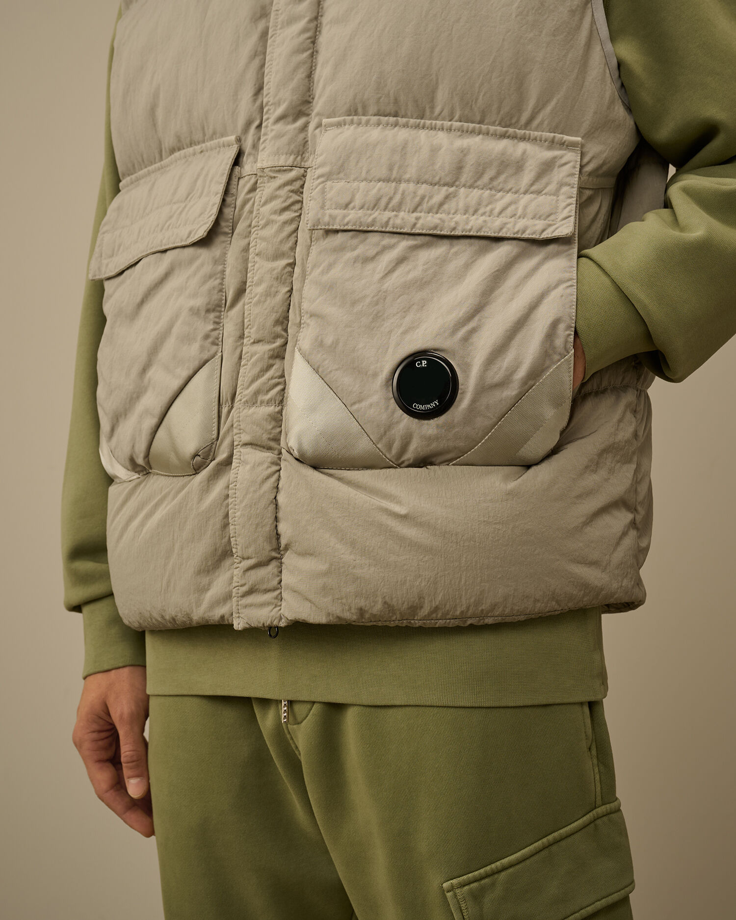 Eco-Chrome R Mixed Hooded Down Gilet - 5