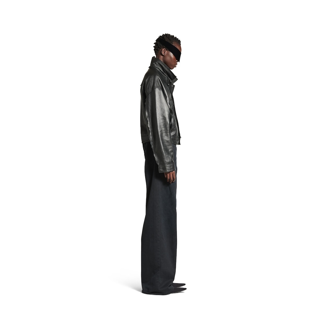Women's Boxy Jacket in Black - 3