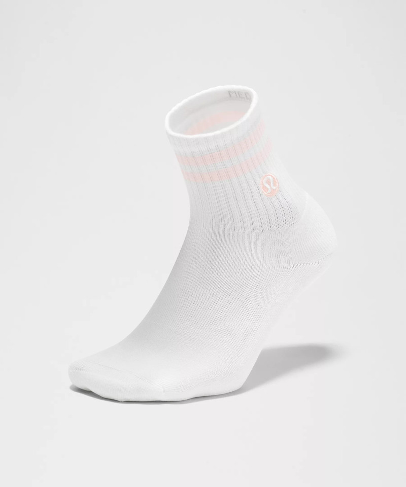 Unisex Daily Essential Quarter Socks *Stripe 3