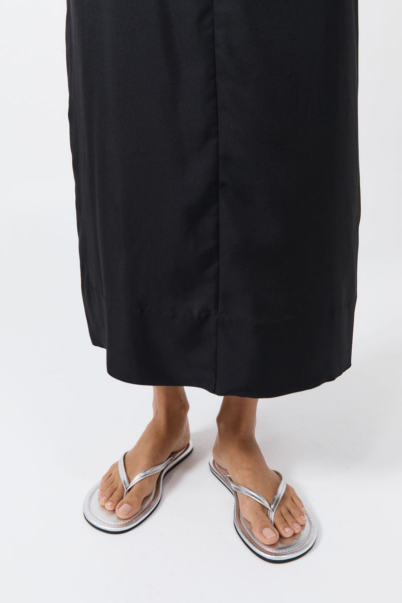ST. AGNI Thong Detail Slide - Silver outlook
