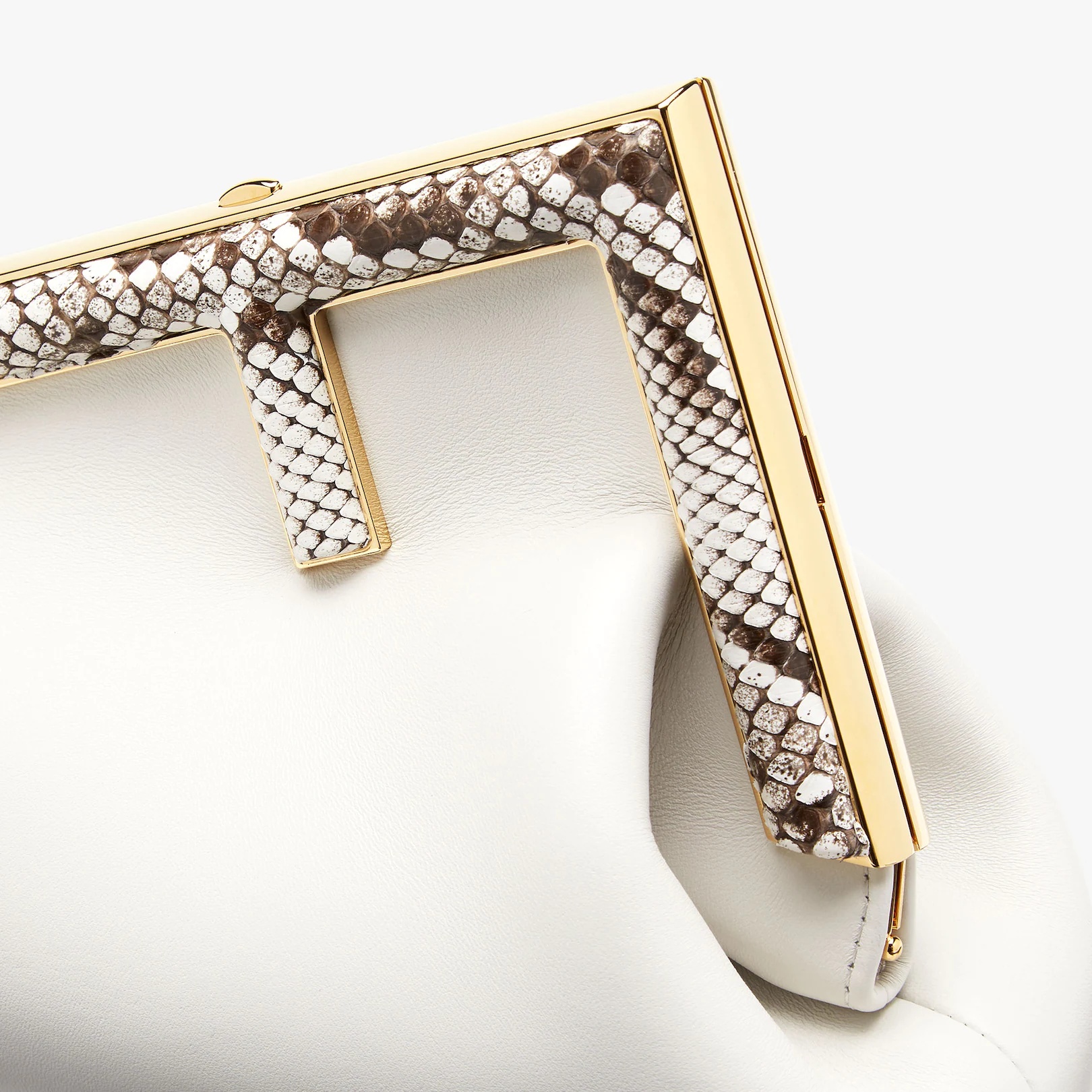 White leather bag with exotic details - 5
