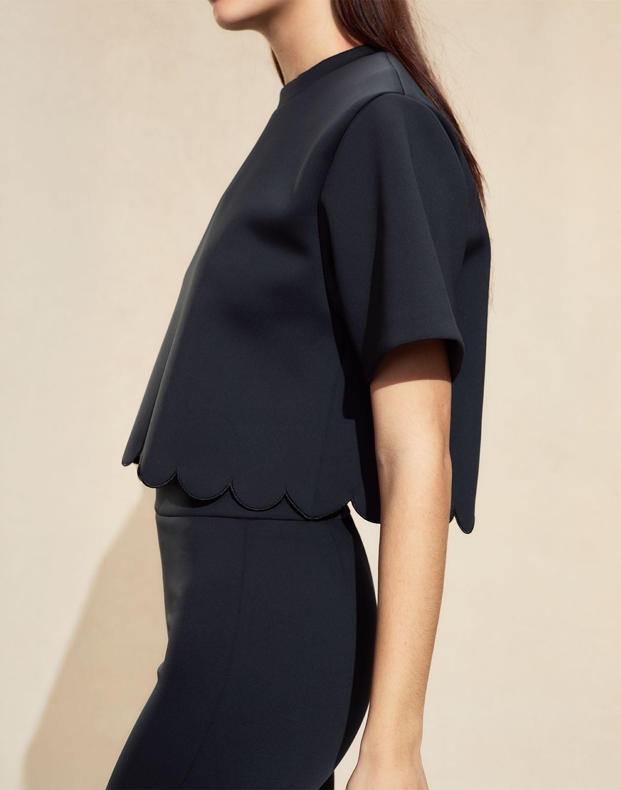 Ella Bonded Scallop Top - 7