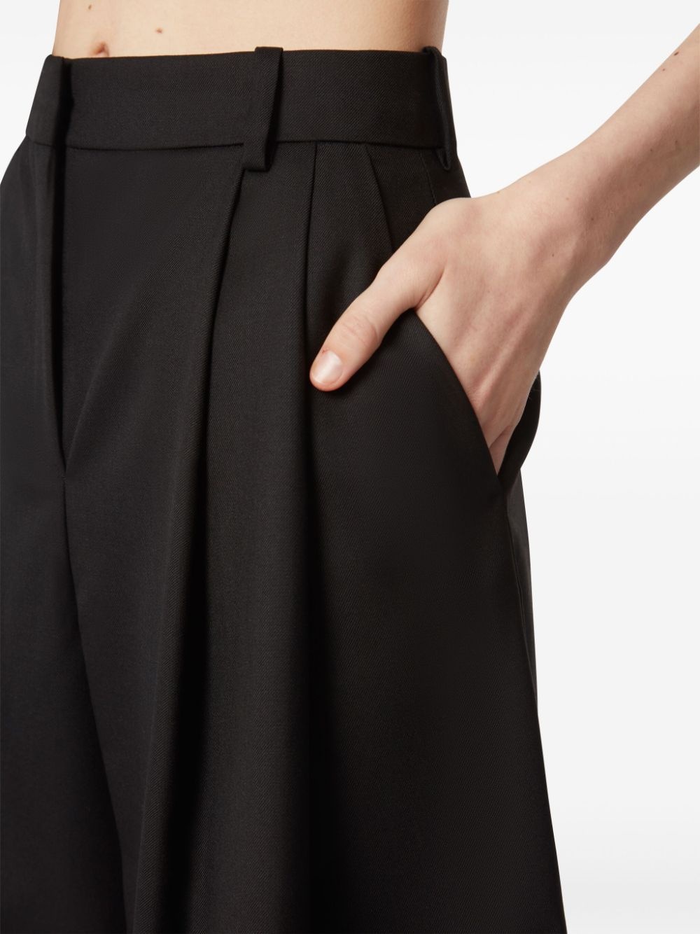 pleat-detail wide-leg wool shorts - 5