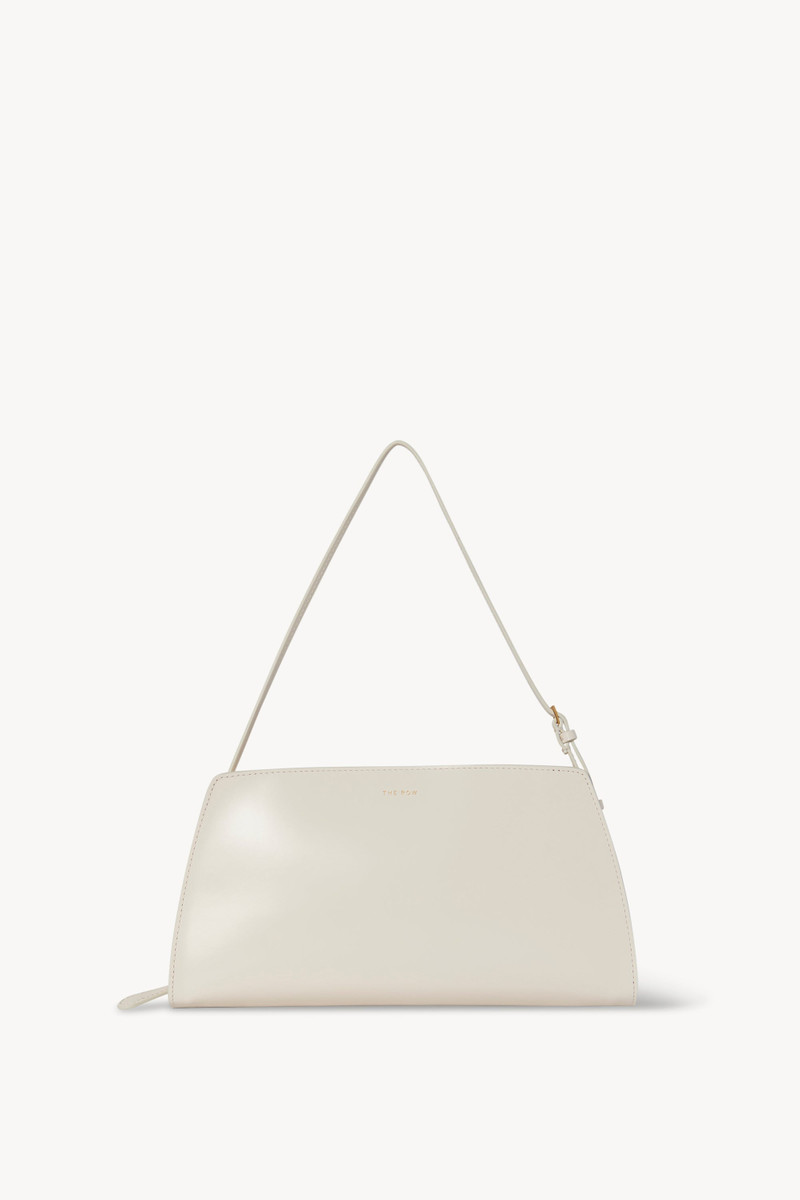 Dalia Baguette in Leather 1