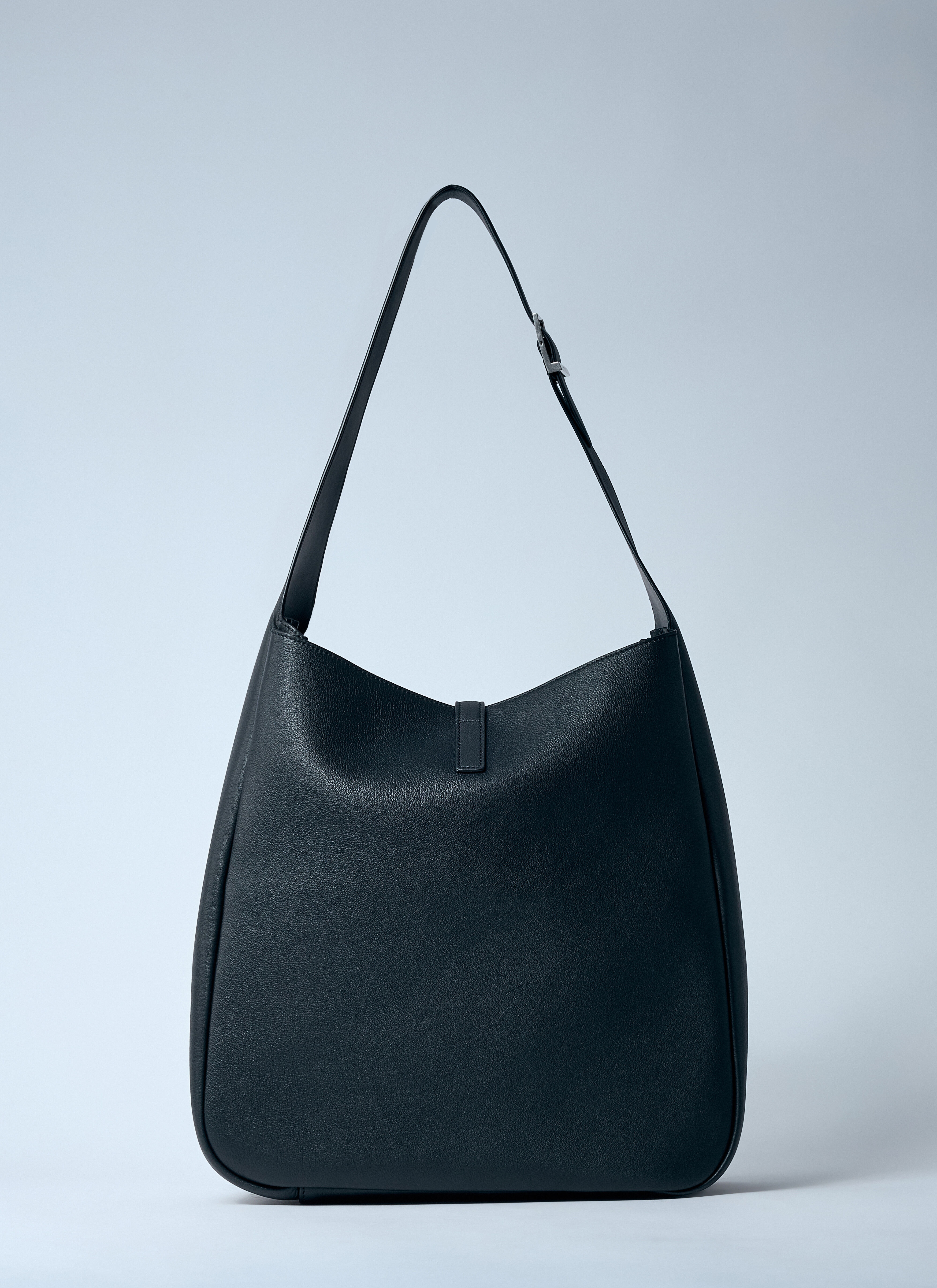 Large Le 5 à 7 Leather Shoulder Bag - 2