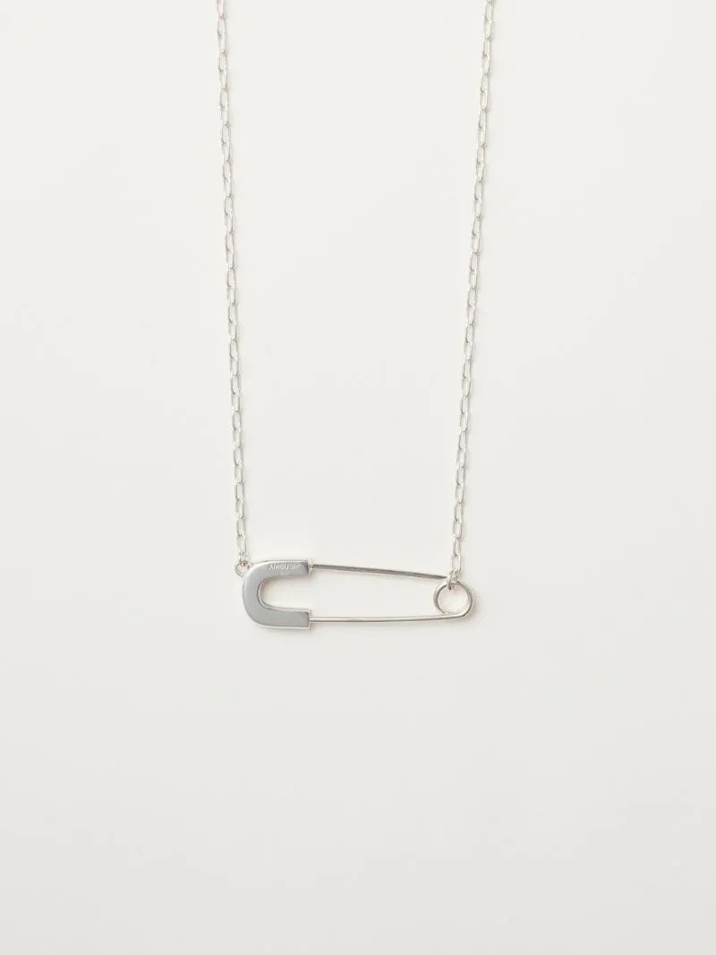SAFETY PIN NECKLACE 1