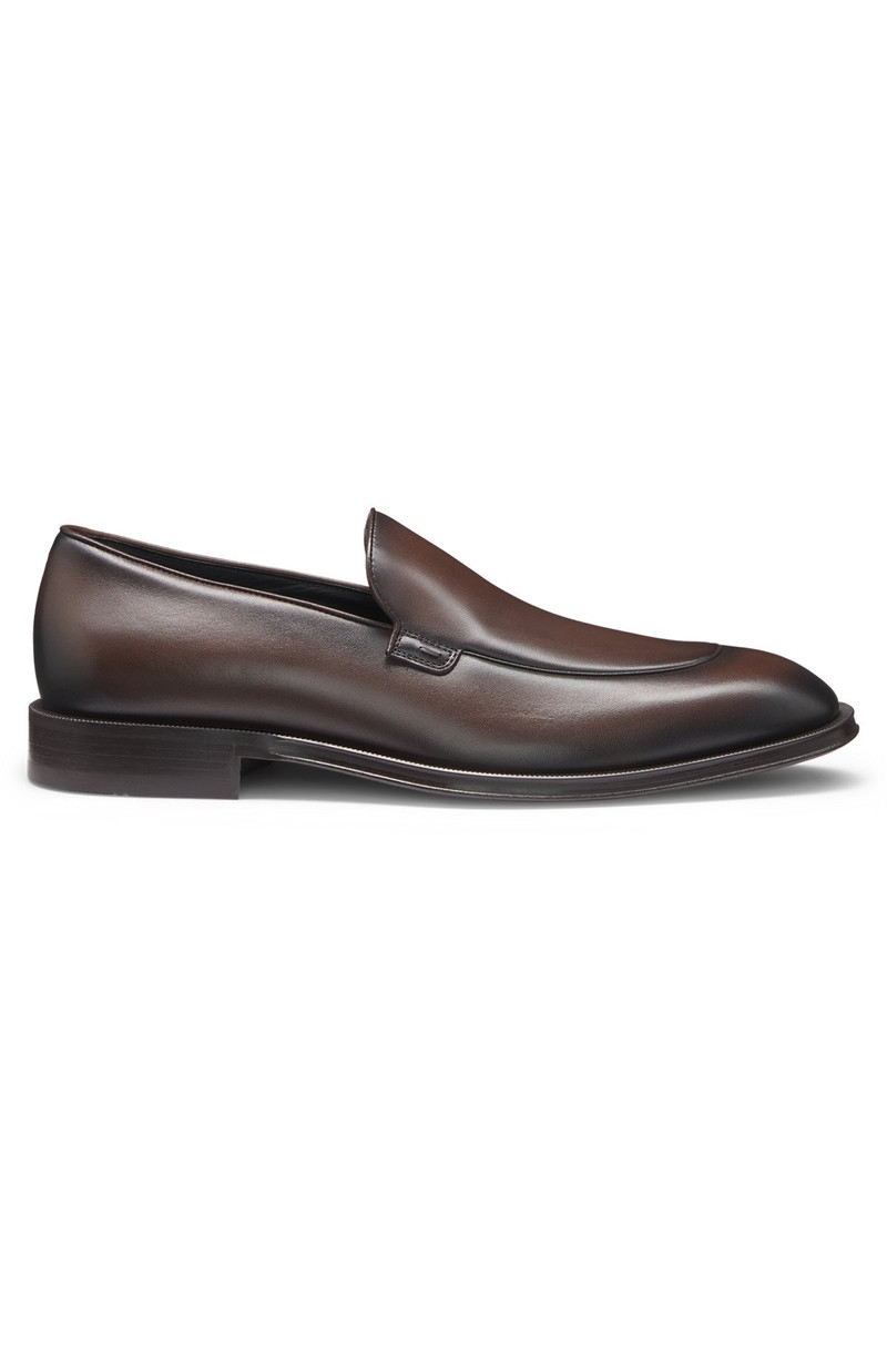 LEATHER LOAFERS WITH APRON TOE 1