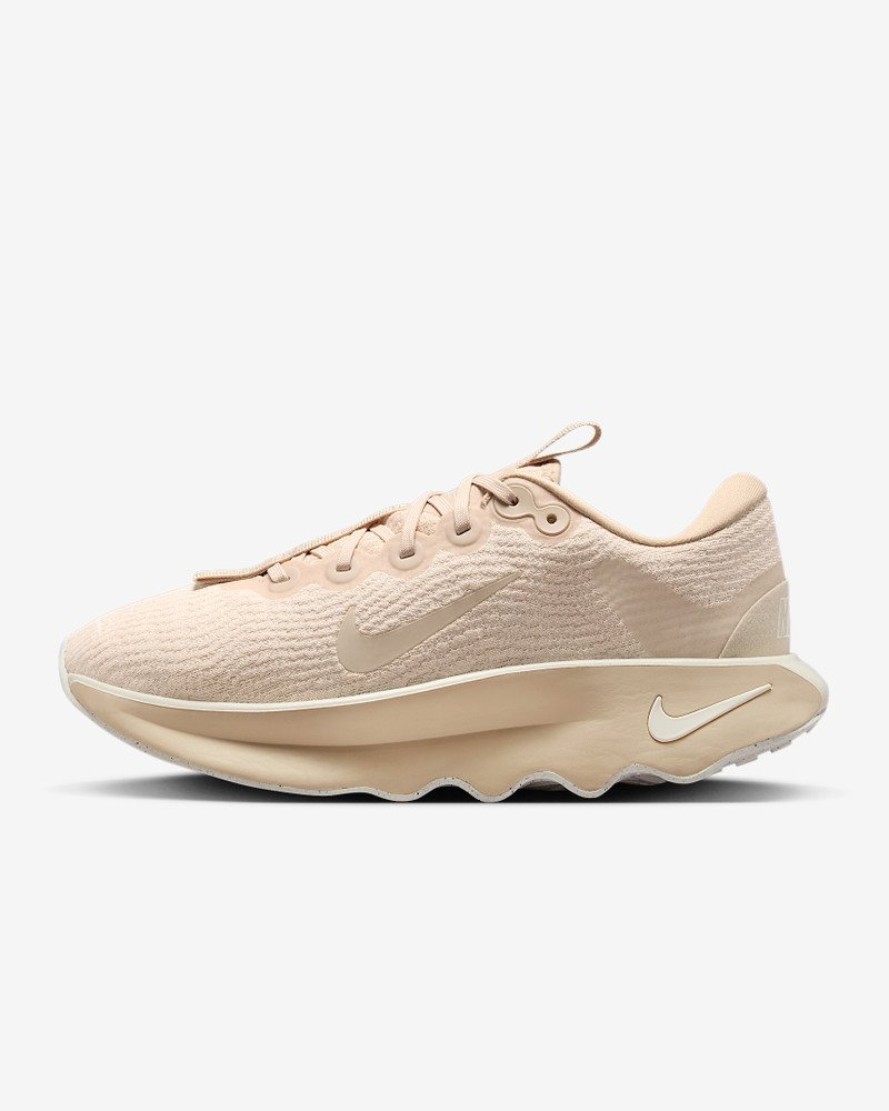 Nike Motiva Women's Walking Shoes - 1