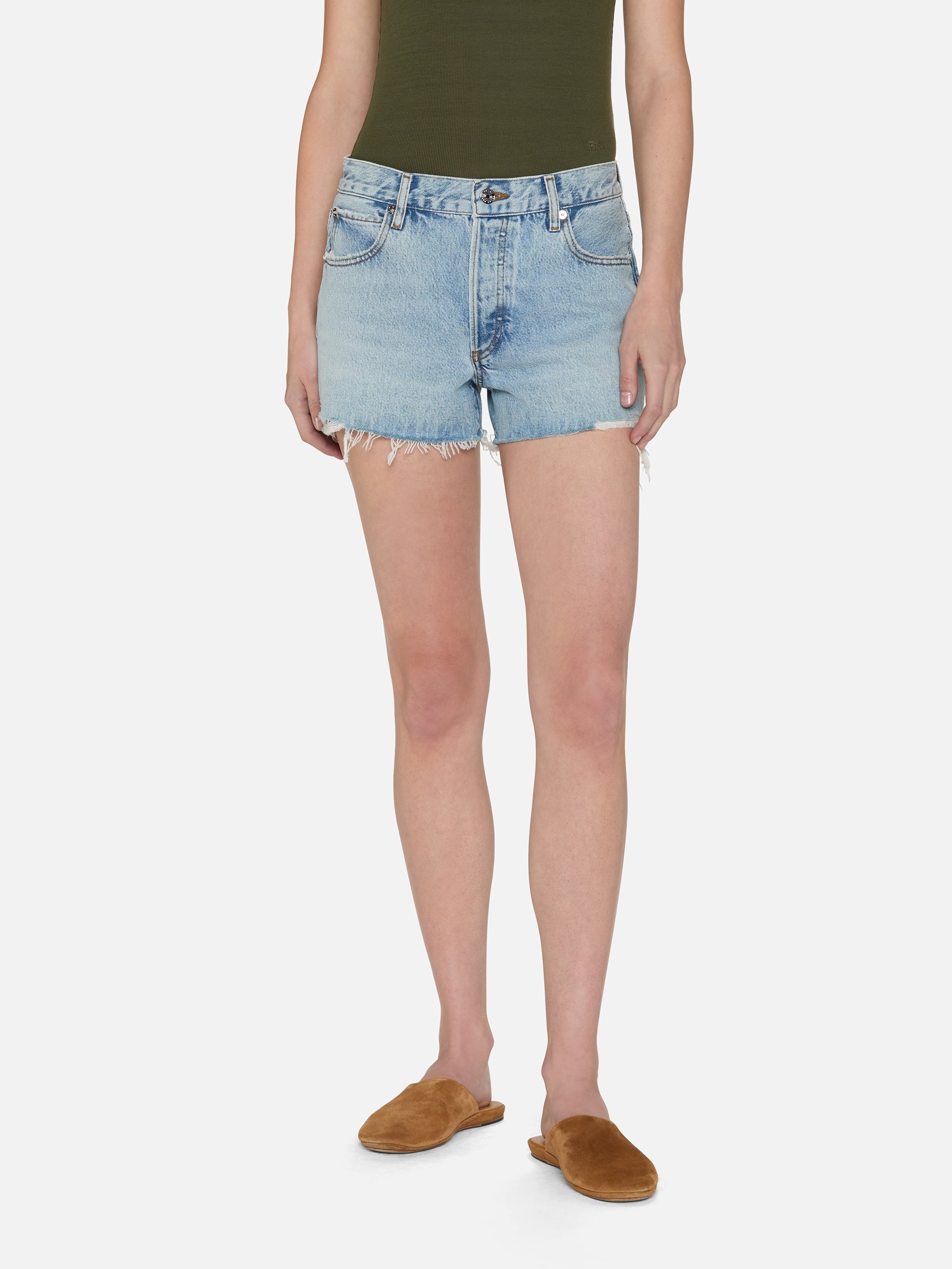 The Hang Short in Swindle - 3