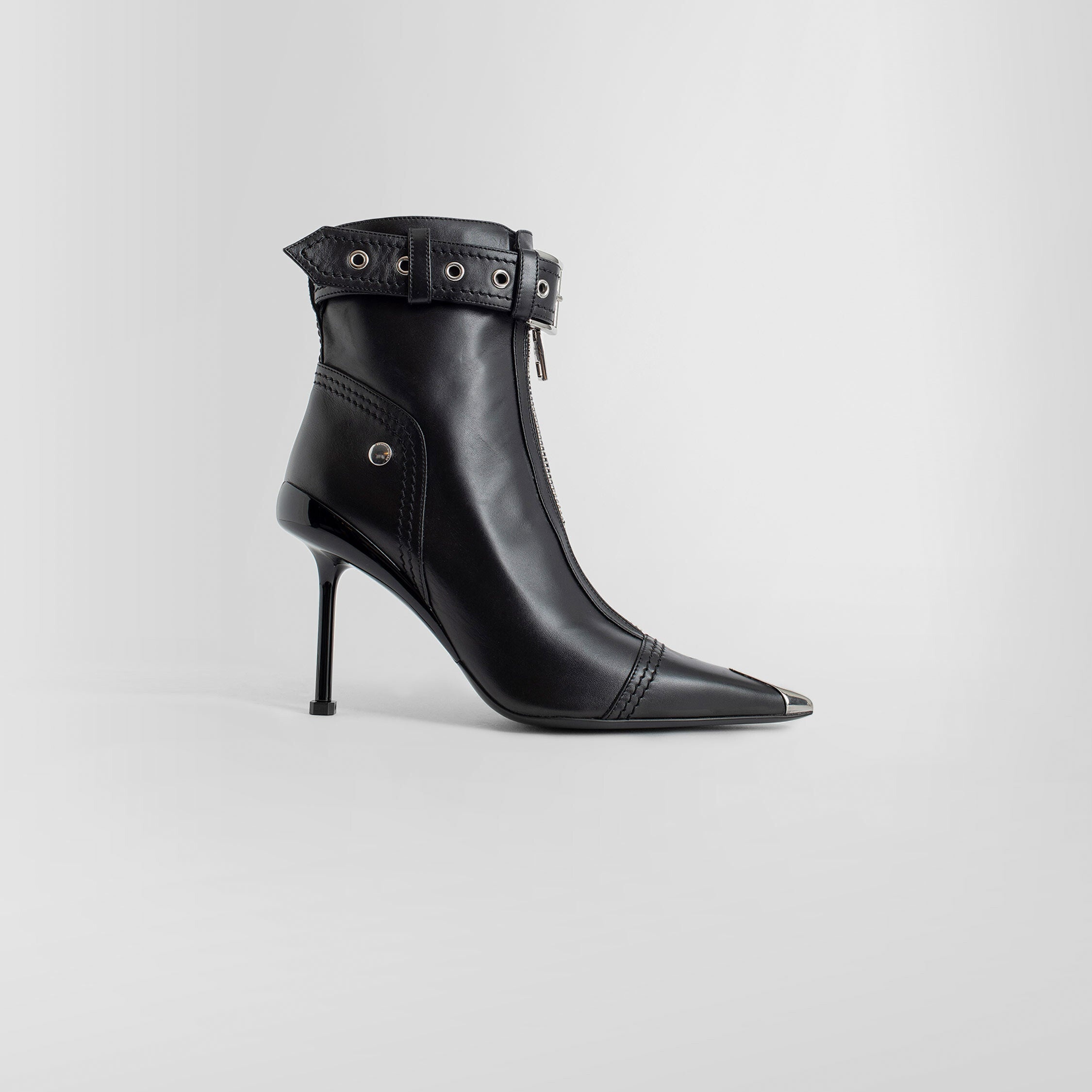 ALEXANDER MCQUEEN WOMAN BLACK BOOTS - 8