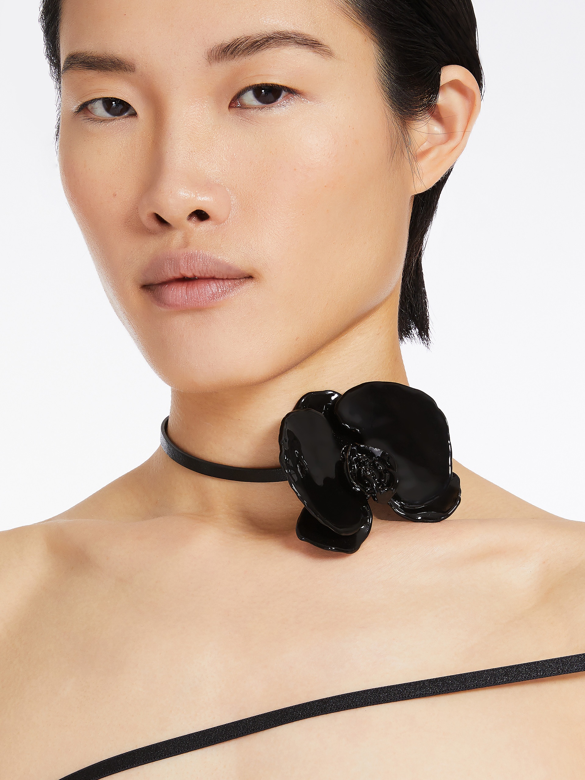 NABIL Nappa leather necklace with orchid - 3