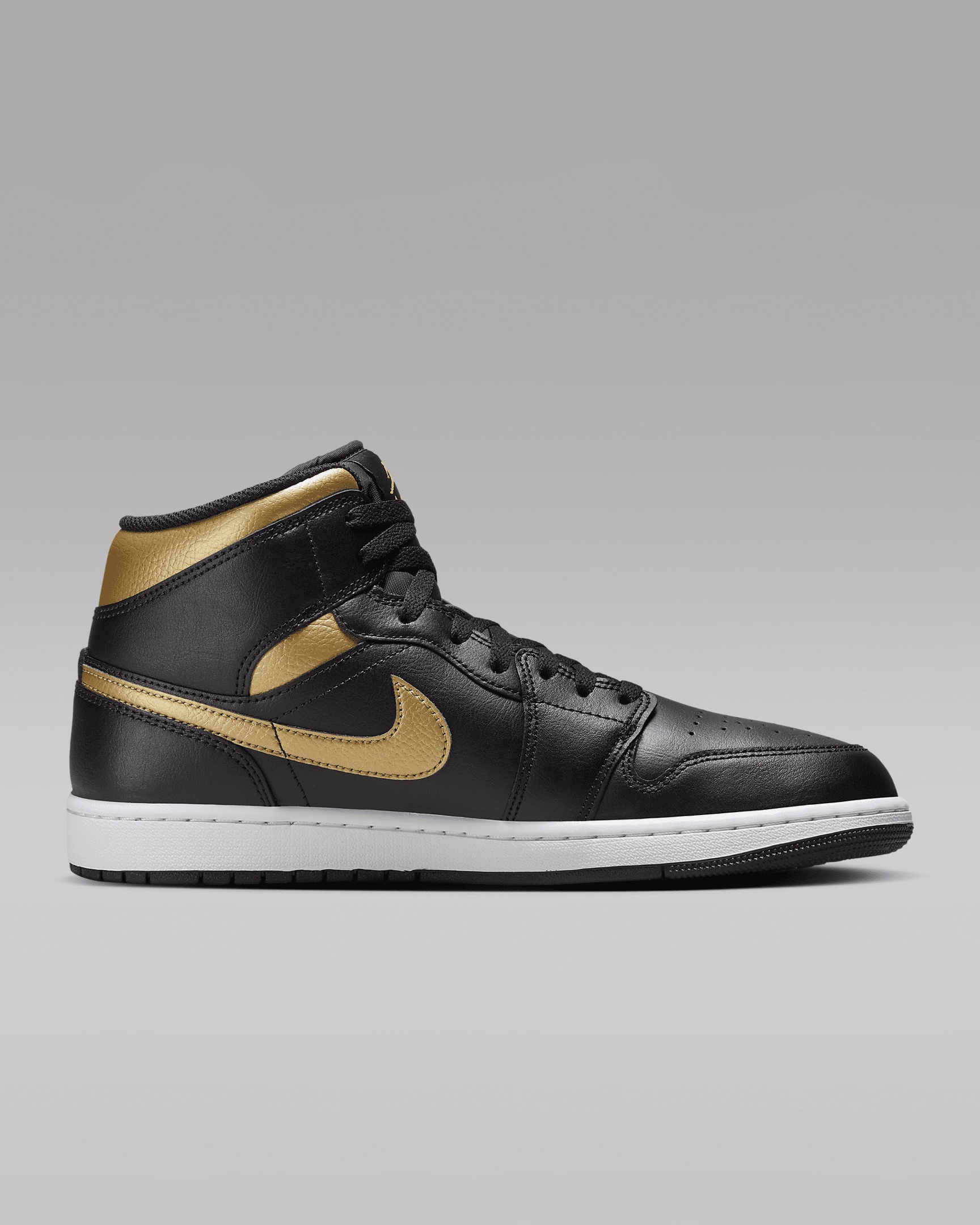 Men's Air Jordan 1 Mid Shoes - 3