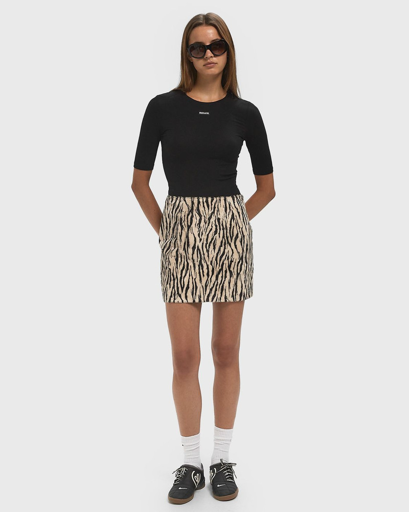 ROTATE SHORT SLEEVE TEE outlook