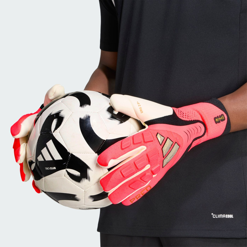 Predator Pro Goalkeeper Glove 6