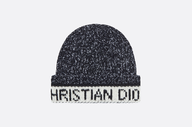 D-White Beanie 1