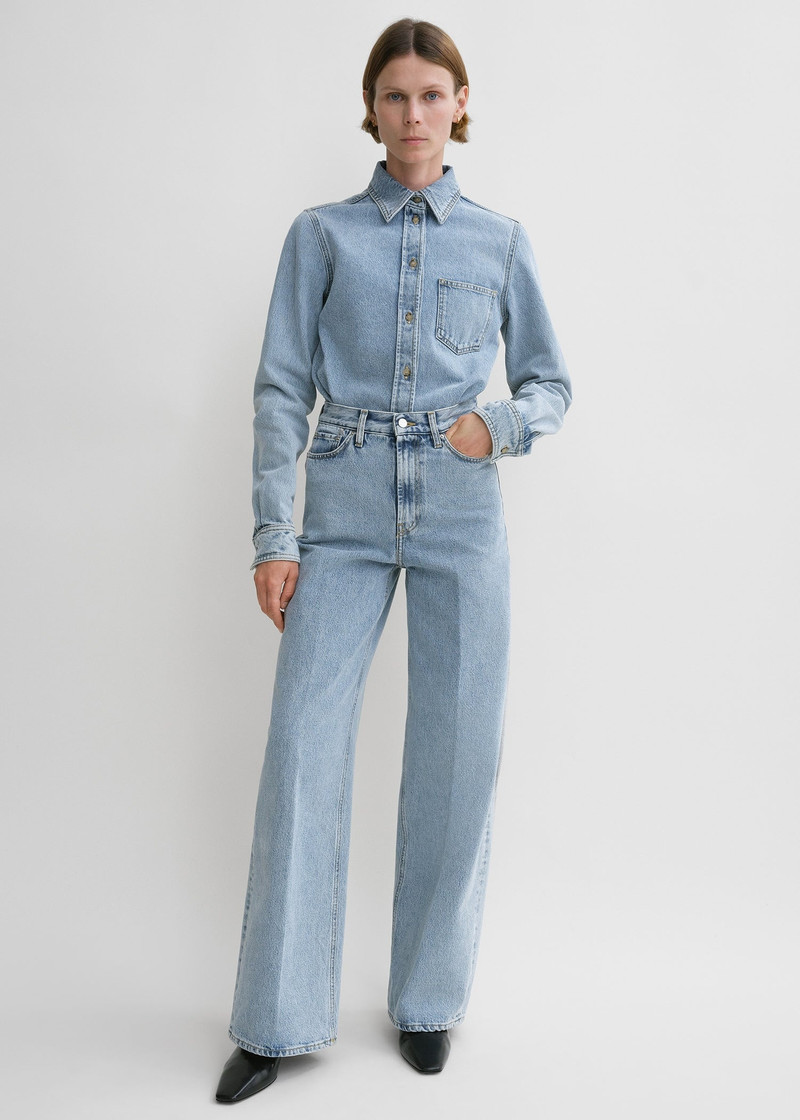 Totême Wide leg denim cool blue outlook