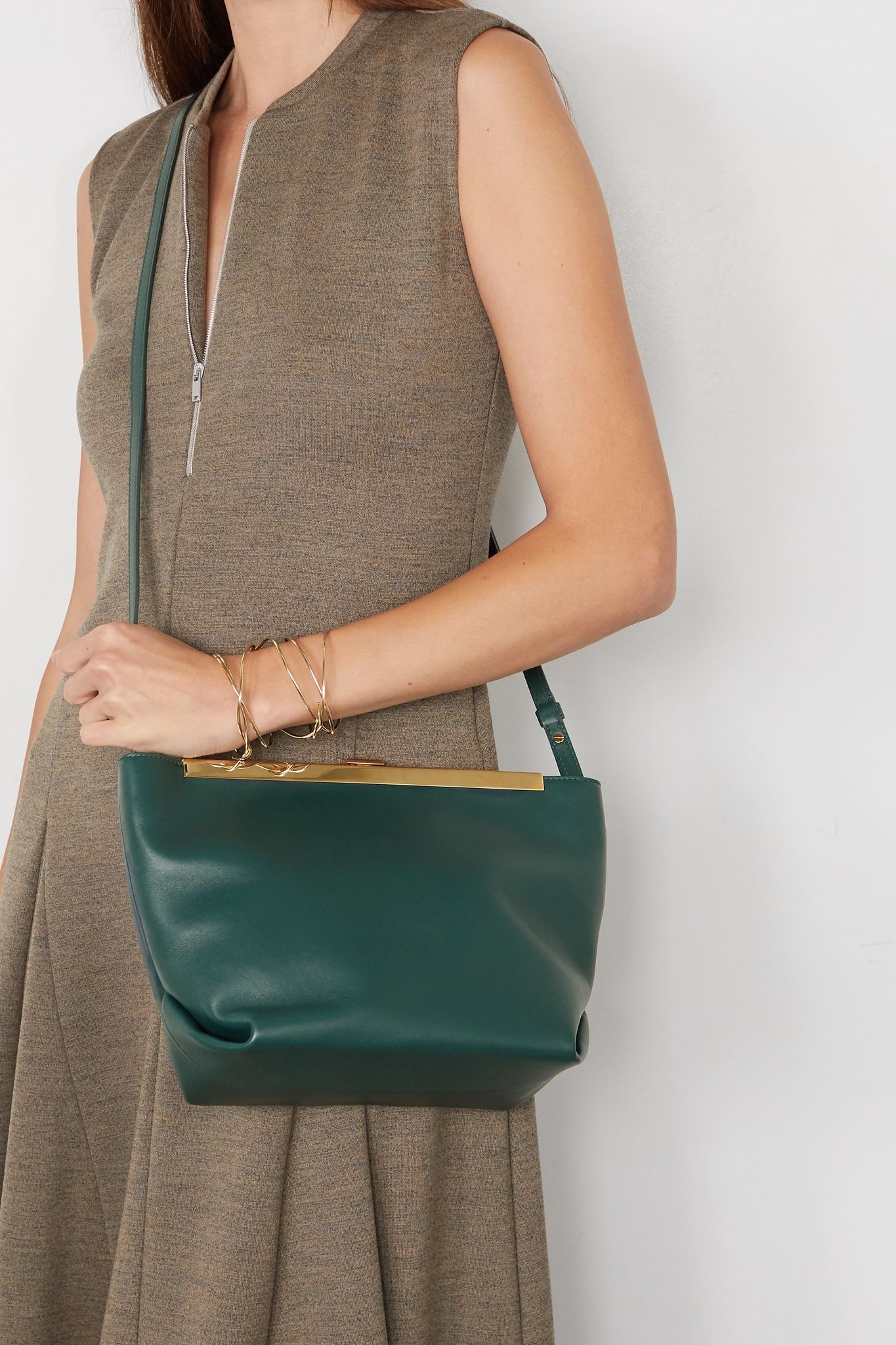 Augusta Envelope Pleat leather shoulder bag - 6