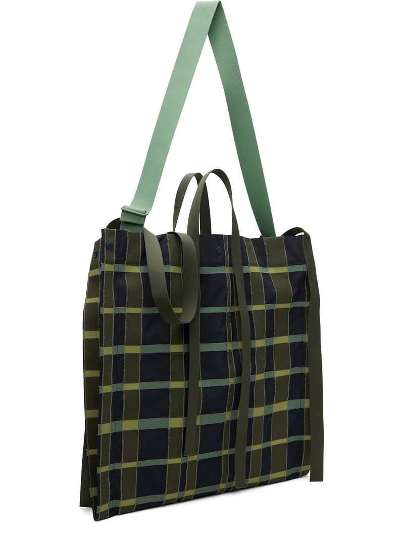 ISSEY MIYAKE Navy & Khaki Windswept Plaid Tote outlook