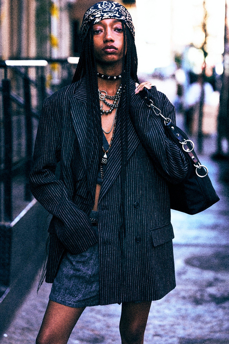 DOUBLE-BREASTED PEAK LAPEL RAGGED BLAZER 1