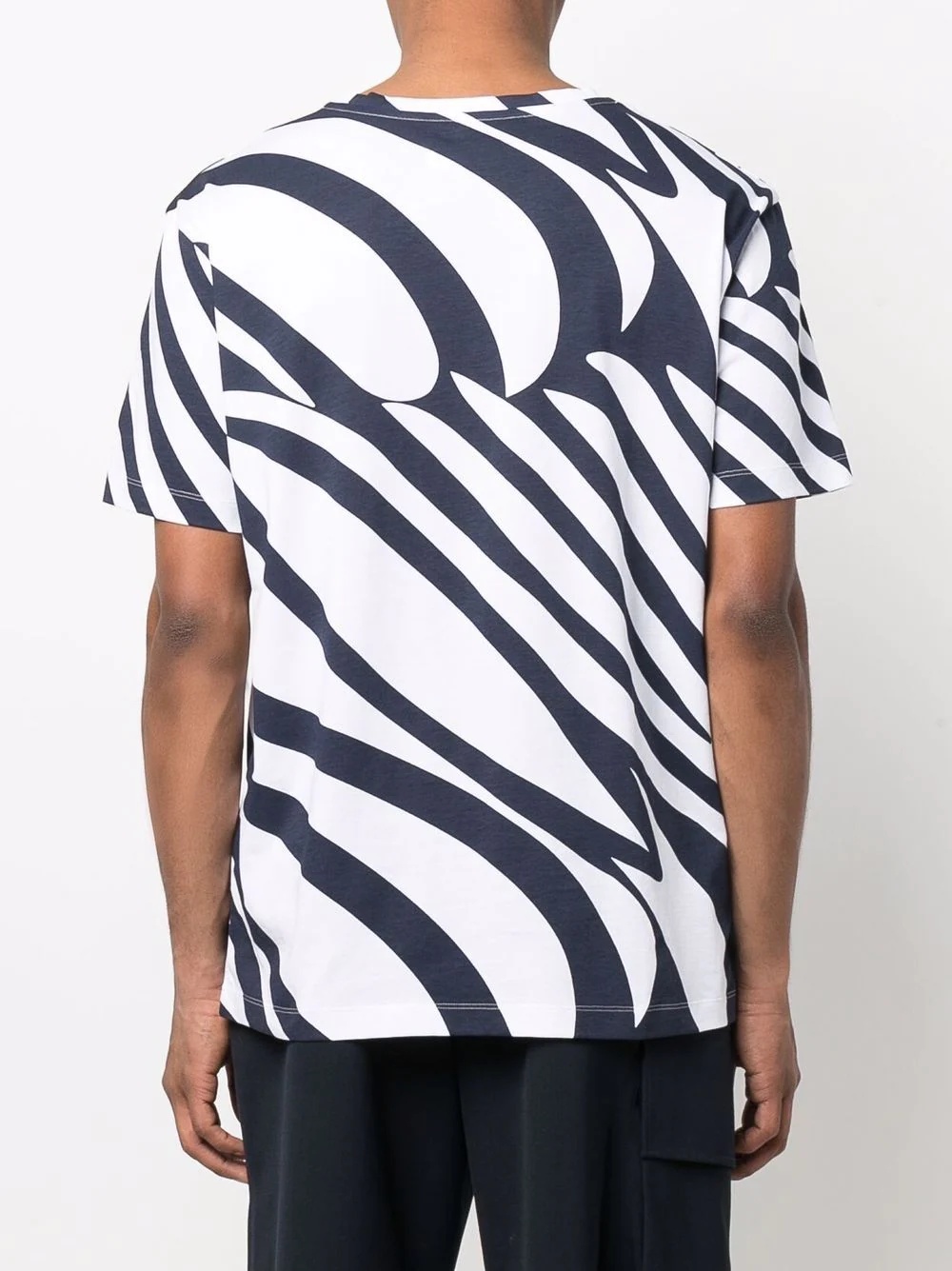 swirl-print T-shirt - 4